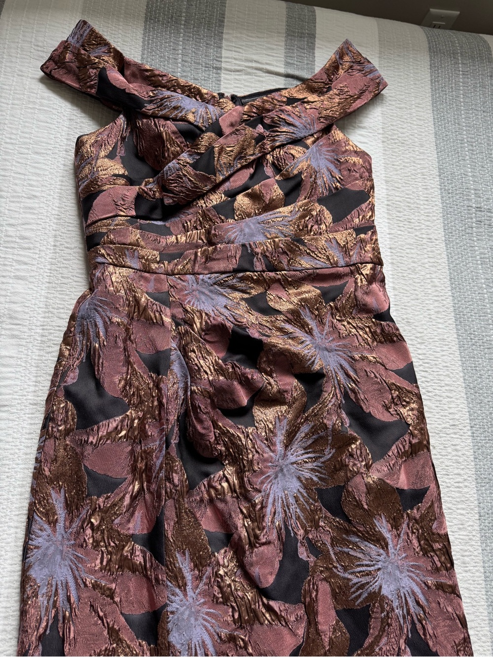 Off-Shoulder Floral Jacquard Dress in Bronze and Black